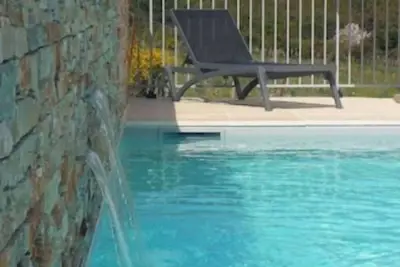 Image de Appart 2 chambres piscine chauffée wifi clim 7 min plage et 1 min rivière