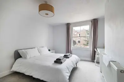 Image de Peaceful flat 1 minute from Clapham Junction