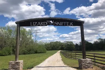 Image de Lake House on private stocked lake with miles of trails and Horses!