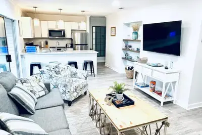 Image de Gulf Getaway - Perfect 2 Bedroom Newly Renovated Condo