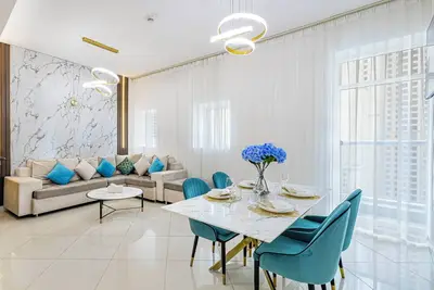 Image de Stylish apartment with beach access in Continental Tower Dubai Marina