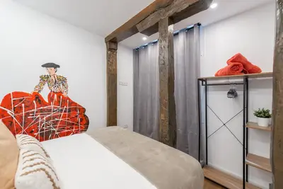 Image de 1)The Heart Of The City, Sol, By MoNARO