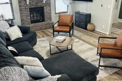 Image de New Remodel 3bd/2Bath Weekly/Monthly Discounts available