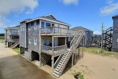 Image de Sea Turtle- Oceanview Villa- Short Walk to Beach- Community Pool & Spa