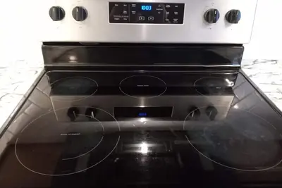 Image de 4  Bedroom Spacious Home near Fresno State