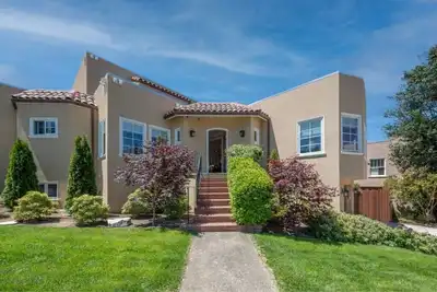 Image de The Arigna House\nHome away from Home! \nA golfers dream location.