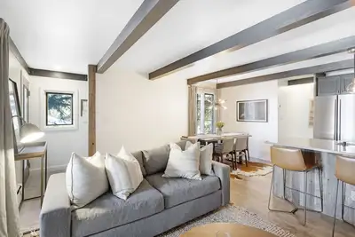 Image de Aspen Core condo. Walk to ski runs and restaurants