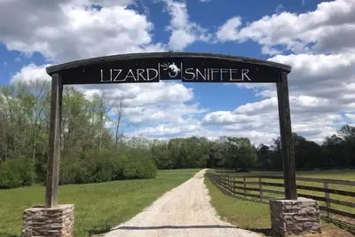 Image de Par 1 - Rv/Trailer site with hookups and dog run!