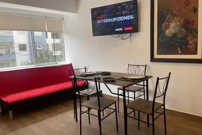11) New and cozy apartment in Miraflores.