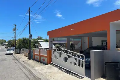 Image de La parguera 3 bed 1 bath 1 min walk from el \"Poblado\" restaurant, bars