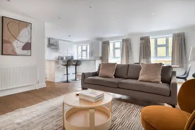 Image de Premium Marylebone 3br nr Underground, by Blueground