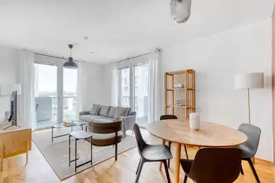 Image de Ideal Marinatower 2br w/ Gym & Elevator, nr metro U2, by Blueground