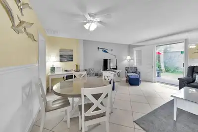 Image de Southbay by the Gulf 99 – Spacious Townhome with Private Beach Access