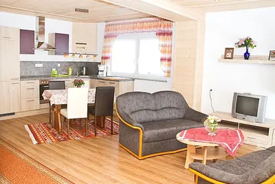 Image de Gemütliche Ferienwohnung für bis zu Vier Personen mit Terrasse