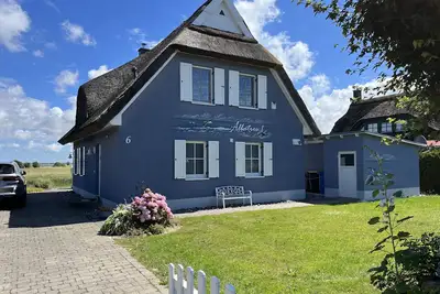 Albatros I***** - Exclusive thatched house on the waterfront