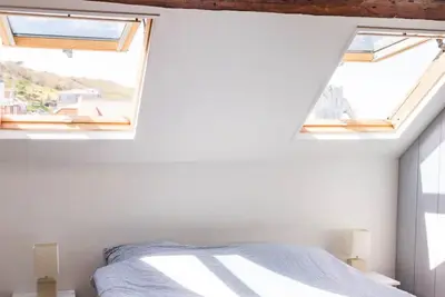 Image de Maison de pêcheur typique, centre ville, vue mer