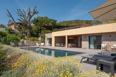 Image de New villa 5min from the beach