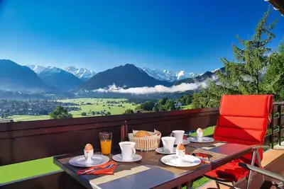 Image de 180-degree panoramic view, garage, internet, mountain railroads included