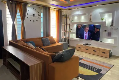 Image de Newly Built Fully Furnished Two Bedroom Apartment and 4 - One Bedroom Apartments