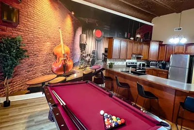 Image de Jazz Club Themed Downtown Sandusky
