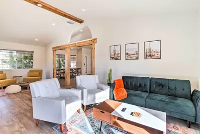 Image de 2 Mi to Coachella: Indio Getaway w/ Outdoor Oasis!