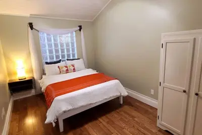 Image de Waterfront 5 bedroom Cottage Lake view/Fishing