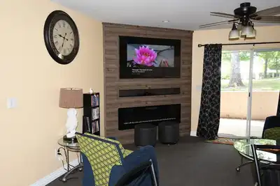 Image de Quiet 3 Bedroom, Walk-in Condo with all king beds at Fall Creek.