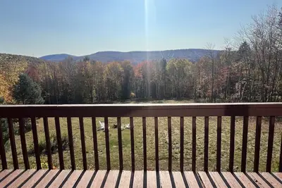 Image de Beautiful Log Ski Cabin w/Belleayre Mtn Views