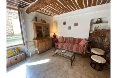 Image de Cute village house in the center