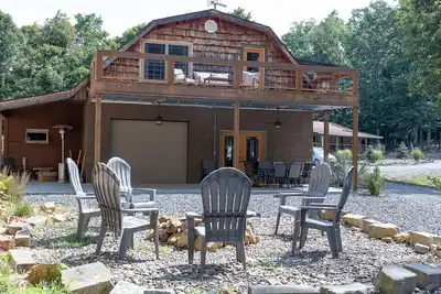 Image de 4br Cabin | Scenic Fall Views & Rafting Aventures