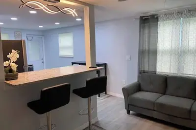 Image de Modern 2/1 Sleeps 6 Quiet Dead End St 1/2 Acre Wow