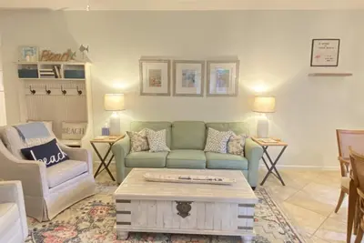 Image de 2 Bdr Cottage in Hidden Dunes | Steps to pool | 4 minute walk to beach