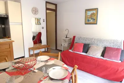 Image de Appartement T2 pour 6 personnes, balcon, parking, St-Lary-Soulan