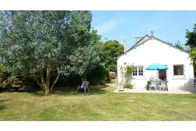 Maison mitoyenne, plain-pied, à 5 mn des plages, proche Cap Fréhel et Gr 34