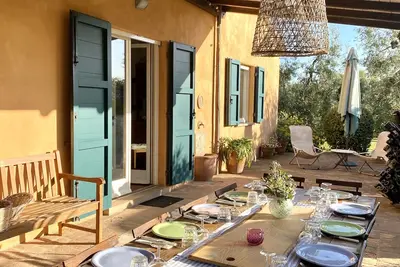 Image de Tuscan countryhouse apartment, 10 min by the sea, with Ac and large garden.