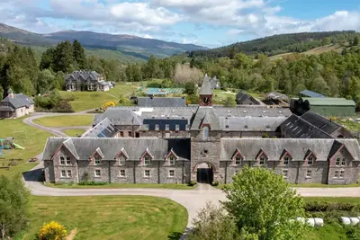 Image de Courtyard Cottage seasonal pool, wi fi, sleeps 6 guests in 2 bedrooms + sofa bed