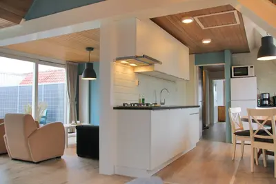 Image de Apartment with breakfast, beach and center within walking distance.