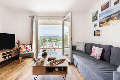 Image de Occi - proche plage - Une Chambre Appartement, Couchages 4