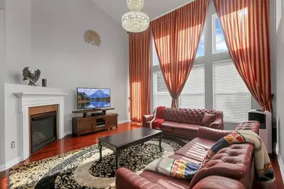 Image de A Beautiful 5 Bedrooms Family Home located Opposite Mt. Carmel East Columbus Oh