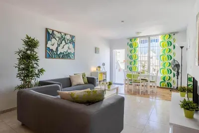 Image de Modern house with communal pool close to the beach and the center in Nerja