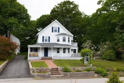 Image de Historic Inn Turned Luxury Rental! w/ New Hot Tub