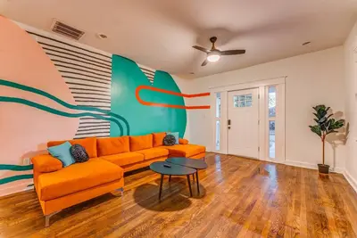 Image de Waking in Memphis  Karaoke + Record Player