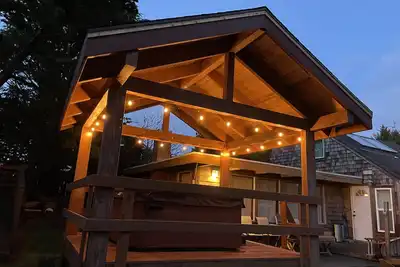 Image de Beach Retreat House w/Ocean Views, Covered Hot Tub, & Large Fenced Yard