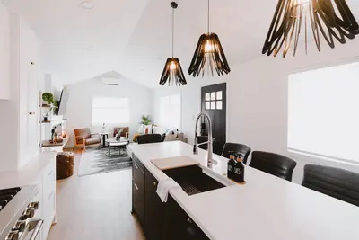 Image de New! The Snoqualmie Casita*Walk to Restaurants and shops