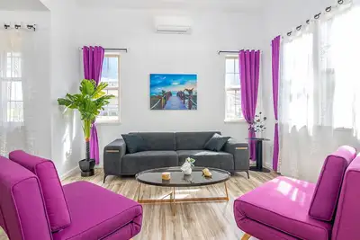 Image de ★Oahu Perfect Vacation • Million Dollar Views, Pool, Spa, Beach, 4br Sleeps 14★