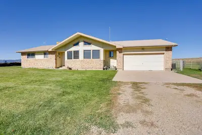 Image de Cortez Retreat w/ Office & Stunning Mtn Views