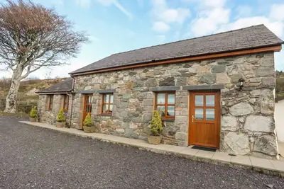 Image de Beech Tree Cottage, pet friendly, with open fire in Waunfawr