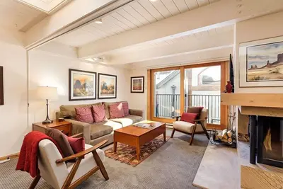 Image de Chateau Blanc Unit 13 | Blocks to Downtown Aspen