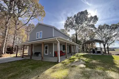 Image de The Cove! Two houses in a cul-de-sac!