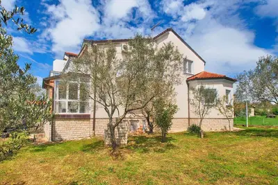 Image de Appartement de vacances pour 8 personnes env. 90 qmà Fažana, Istrie (Istrische Riviera)